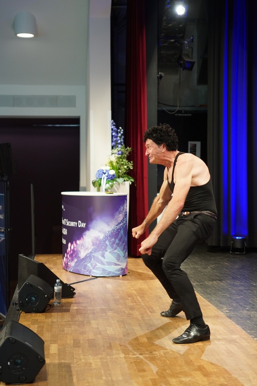 Comedian Rob Spence sorgt für Lacher